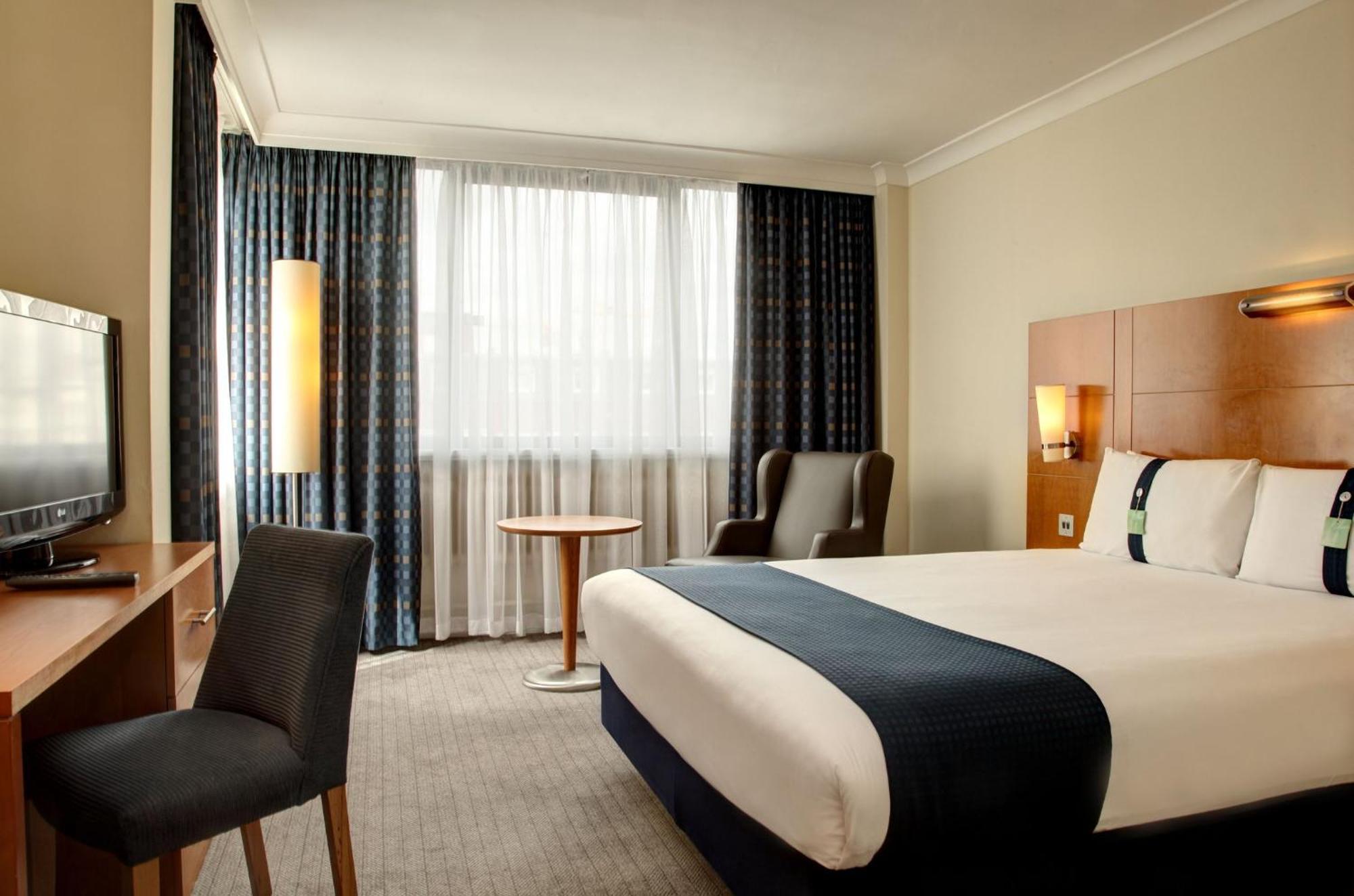Holiday Inn London Bloomsbury By Ihg Екстериор снимка